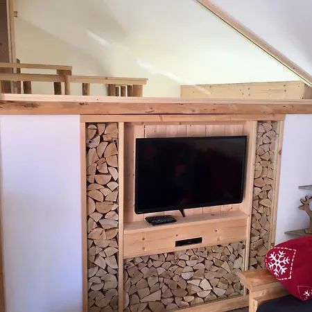 Magda-lena هيليغنبلت